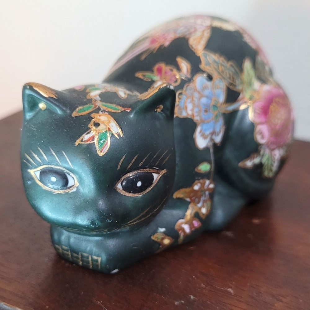 Vintage 1970’s Fitz and Floyd Cloisonné Dark Green Porcelain Cat, Cat or Kitten